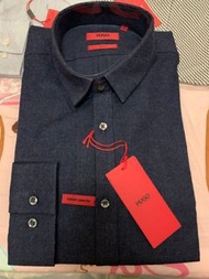 全新Hugo Boss red label slim fit 長袖㧓毛深藍色恤衫