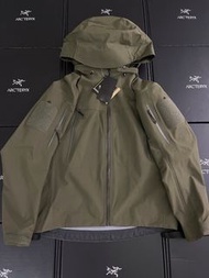 ARCTERYX  始祖鳥 leaf alpha GEN2 軍鳥沖鋒衣 軍綠  size：m-3xl