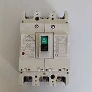 NF250CW POLE 3P NO-FUSE BREAKER MCCB เบรคเกอร์ จาก  กทม