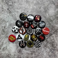 Brosh PIN, GLOSSY MATERIAL, VARIOUS PREMIUM IMAGES