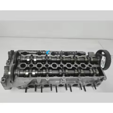 8252334 For VOLVO S60 S80 V70 XC90 2,4 D5244T4 D5244T5 D5244T5 Engine 06-09 CYLINDER HEAD