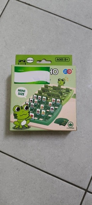 Toys Subox Hijau 2 & Biru 8 Guess Who I Am Mini Size Board Game Ages 8+