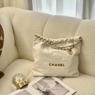 CHANEL 22 Bag - 中號白金