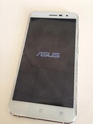 ASUS ZENFONE 3 Z017DA 被車子壓破，換了面板，停在logo畫面，會修的請下標