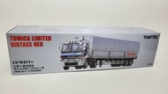Tomytec LV-N211a Isuzu 貨櫃車連拖架