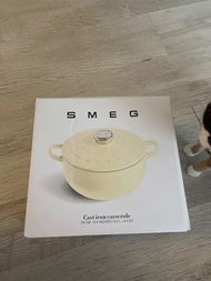 SMEG Cast Iron Casserole 24cm Cream 琺瑯鑄鐵鍋