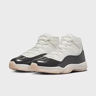 NIKE WMNS AIR JORDAN 11 RETRO 女籃球鞋-白-AR0715101 US6 白色