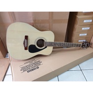 Yamaha Jumbo F310P Acoustic Guitar in Color natural