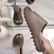 Tawii.Yeezy Slides Kanye West Summer Slippers for man thickened Indoor and Outdoor sport slippers