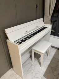 Yamaha 白色數碼鋼琴