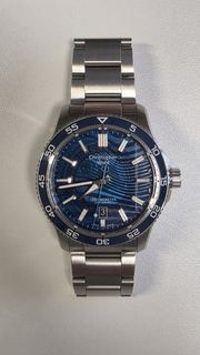 Christopher Ward C60 Tide
自動機械錶
