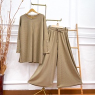 Gloria Knit T-Shirt Culottes Set - JV Hasanah Gloria Button Knit Shirt Oneset