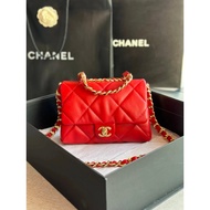 CH ANEL 2023 Early Spring New Style 22 B Flap Pillow Bag Lazy Fashion CeilingThe Thick Chain of This