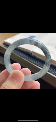 冰種翡翠天然翡翠玉鐲A玉手鐲 玉鈪 • 冰種烏雞翡翠貴妃鐲