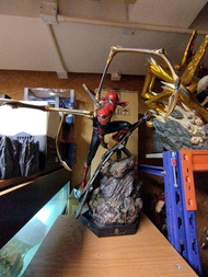 Hot Toys Spider-Man Iron Spider 1/6 比例模型