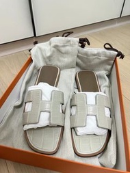 Hermes 拖鞋