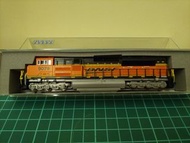 Kato 176-8527 EMD SD70ACe BNSF #9079