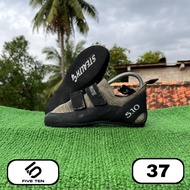 Five Ten Coyote Grey 37 rock climbing shoes