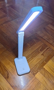 LED護眼檯燈