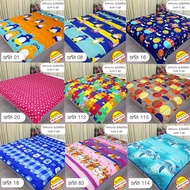 Quilt Size 5 Feet (65x78 Inches) Made From Soft Poly Fabric Easy To Wash The Fiber Does Not Form A L