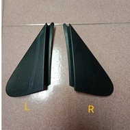 (USED) ORIGINAL JAPAN TOYOTA PASSO SIDE MIRROR PILLAH COVER FRONT COVER PLASTIC/TRIANGLE COVER ACCESSORIES