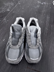 new balance 990v4 灰