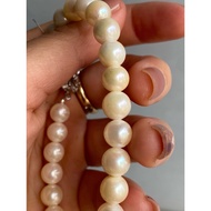 Akoya pearl bracelet with more than 7mm silver clasp.