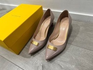 Sauvereign heels shoes (size 39)