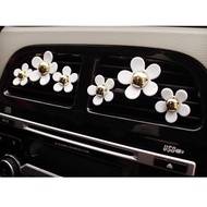 Set of 4 daisies with scented wax for car air vents - Soc Shop