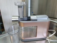 Philips HR1932慢磨榨汁雪葩機