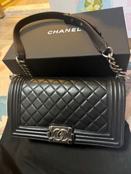 Boy Chanel 25cm 黑銀扣