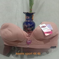 KENMI ALDA 44 46 sports bra