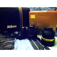 NIKON D90