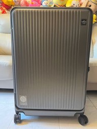 Hallmark 行李箱 HT887T 28吋 灰色