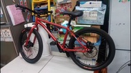 fisher just rider 極新淨20吋小童單車 ，鋁合金架(超級輕)，行皮帶，前後碟煞，超靚，極優質配置 ，全車快拆， 全正常運作免維修，可預約到實體店試車，原價39xx，現售價$1800[