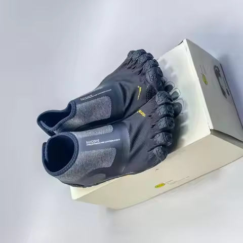 2025 New Weight Lifting Training Shoe Unisex Luxury Brand Fitness Yoga Shoes Men Women Designer Indo