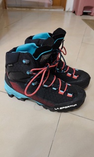 La Sportiva Aequilibrium ST Woman GTX women's mountaineering boots 雪山登山及冰攀鞋