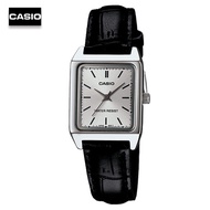 Velashop Casio Standard นาฬิกาข้อมือผู้หญิง สายหนังแท้ สีดำ หน้าปัดขาว รุ่น LTP-V007L-7E1UDF LTP-V007L-7E1 LTP-V007L