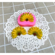 Hong Phat silicone mold to shape a bunch of bananas, size 5cm - K84