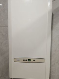 包送貨安裝Simpa煤氣恆溫熱水爐 RS11RM