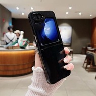 全城熱賣 - 適用於三星 Galaxy Z Flip6 5G 膚感實色摺疊掛扣TPU手機殼（黑色）