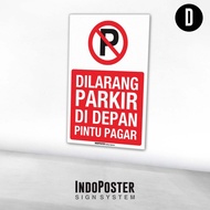 K3 Safety Sticker - No Parking in Front of the Fence Door