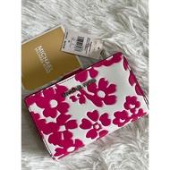 MK MEDIUM WALLET - - US BOUGHT