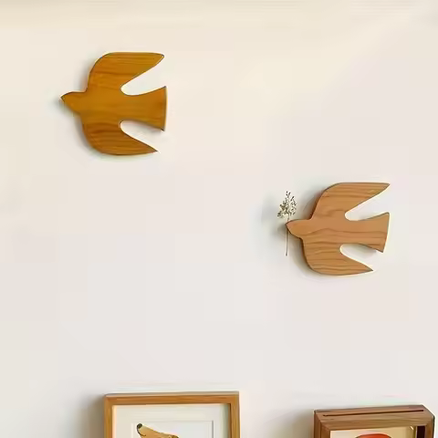 Bird Wall Art Swallow Art Crafts Artwork Vintage Wooden Sculptures Realistic Swallow Pendant for Hom