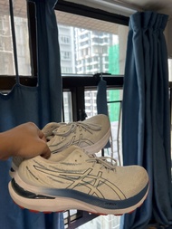 30% off Asics Gel Kayano size 7.5