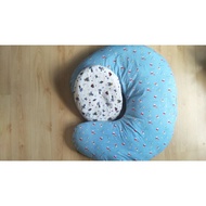 Bumble bee nursing pillow