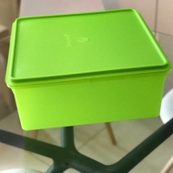 Tupperware keeper 10.5L