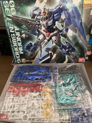 MG 1/100 00 Gundam  Seven Sword 00高達七劍