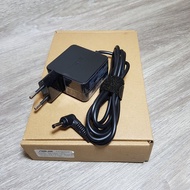 Adaptor Charger Laptop Asus E203NAH E203NA E203N E203 E203M E203MA E203MAH ORIGINAL 19V 1.75A 4.0 X 1.35MM