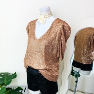 Size L M&Co Brand Authentic 1 Shirt Doll Sleeves V-Neck Crop Top Shiny Scales Rose Gold Color Suitab